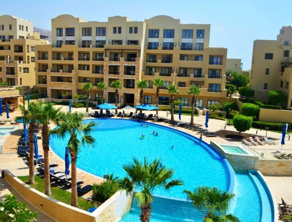 Apartment E03 Samarah *